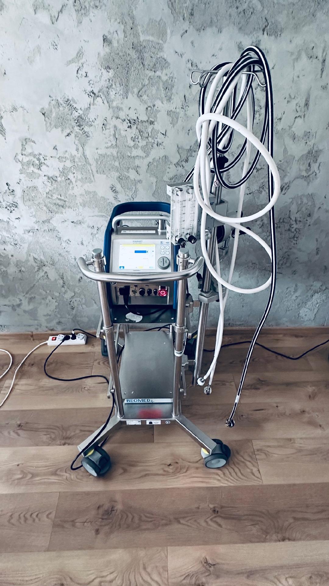 Aparaty do terapii pozaustrojowej Płuco-serce używane B/D Dr Medica używane