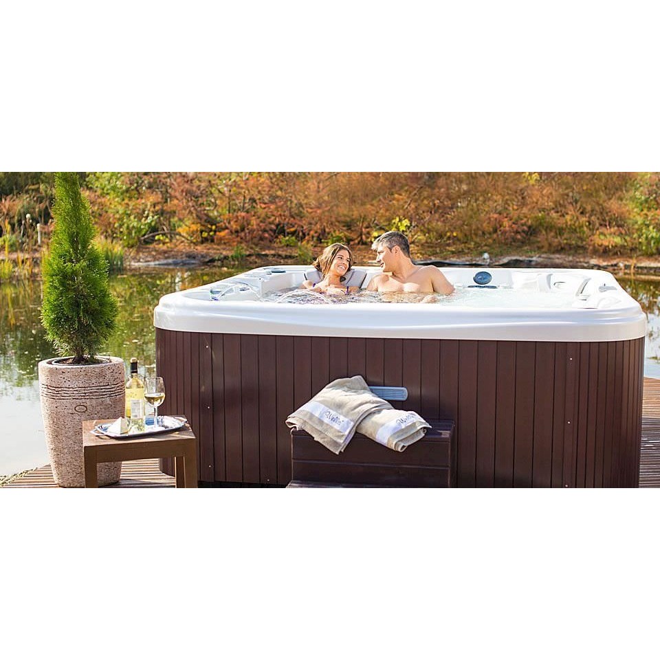 Wanny do  jacuzzi Wellis Everest Premium